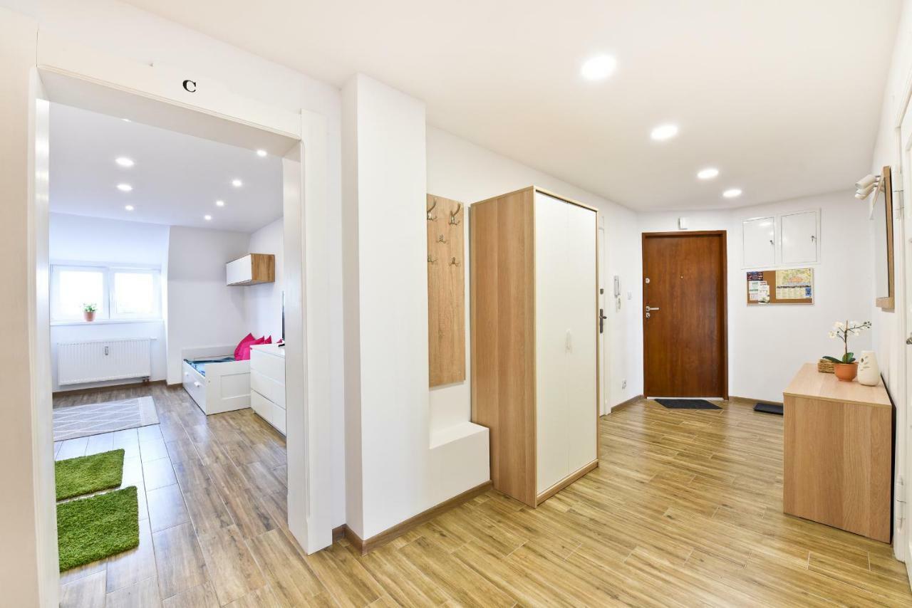 Apartament Centrum Z Miejscem Parkingowym Торунь Экстерьер фото