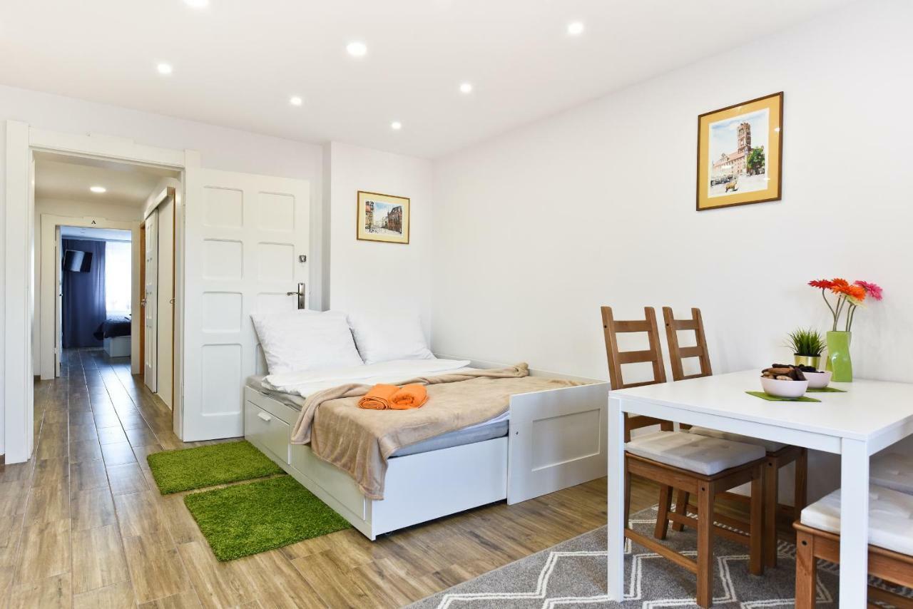 Apartament Centrum Z Miejscem Parkingowym Торунь Экстерьер фото